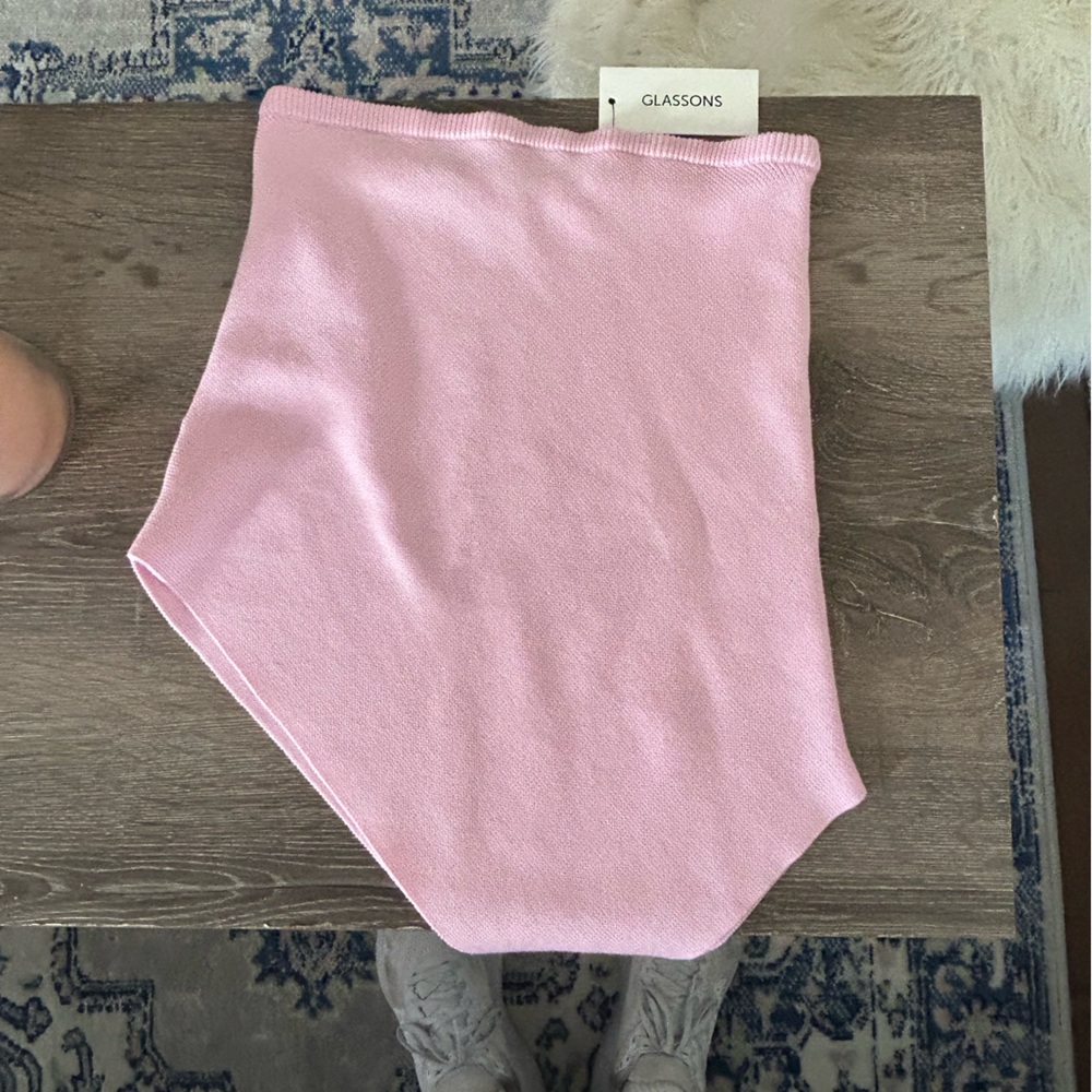 Glassons strapless asymmetrical knit top